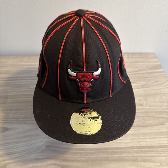 New Era Fitted Hat 5950 Black Red Stripped Chicago Bulls NBA 7 3/8 - Picture 2 of 8